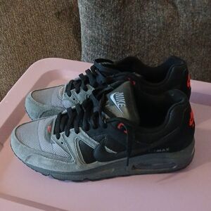 Mens nike airmax 11.5